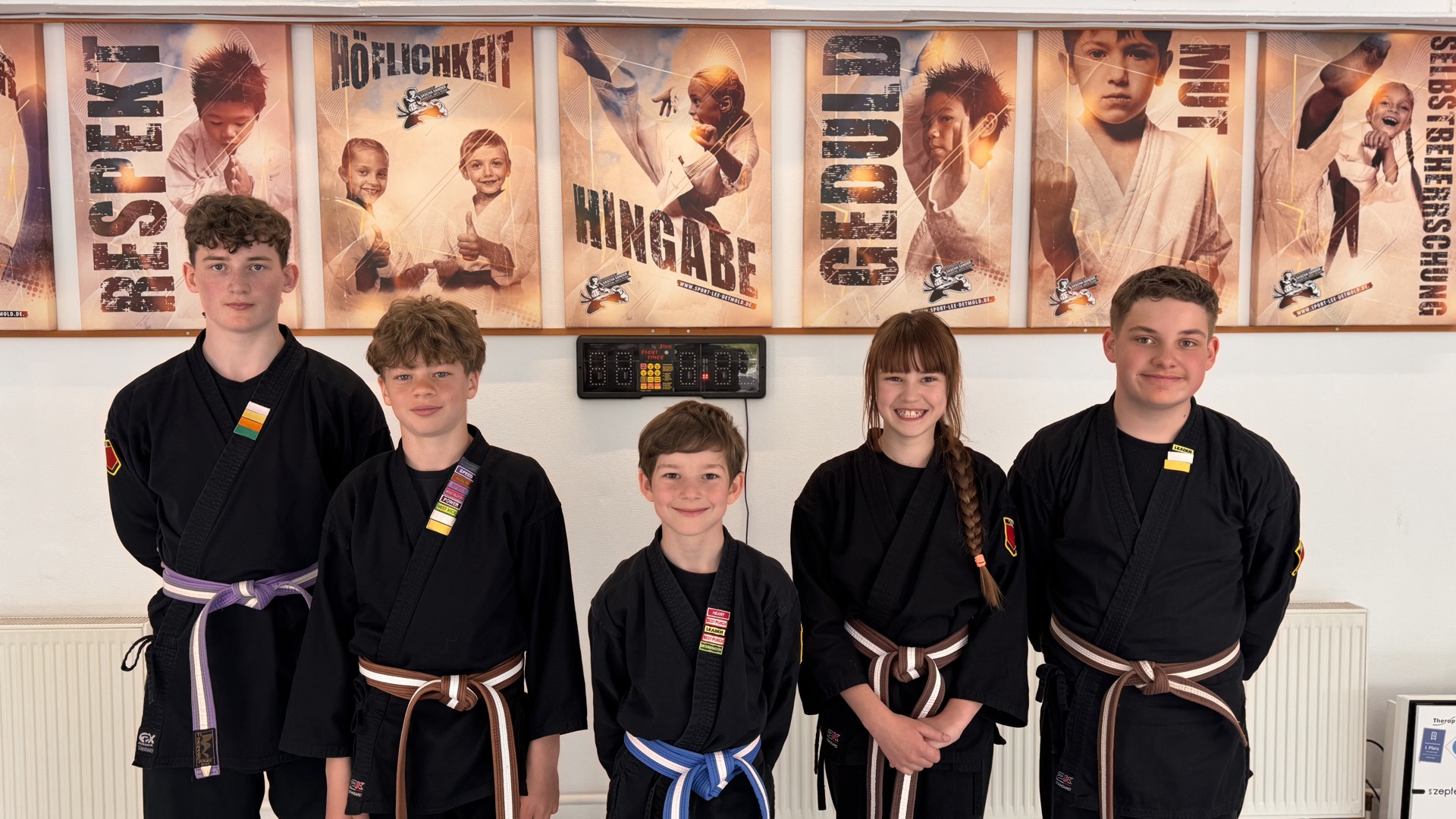 Kinder und Jugendliche der INSPIRE Kampfkunstschule in Detmold